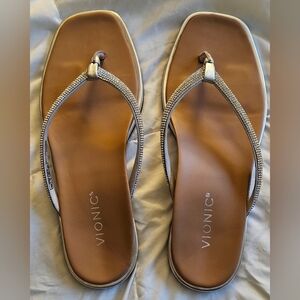 Vionic Vista Shine Flip Flop, Silver, Size 9.5, New Without Box